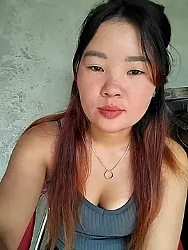 lylylove online show from July 20, 2026, 1:42 am