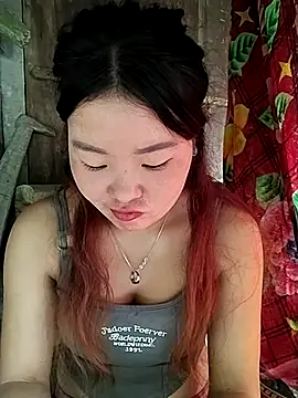 lylylove online show from July 26, 2026, 12:08 am