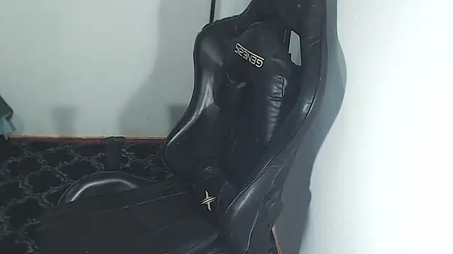 Snapshot of Zol_Garcia chatting on September 24, 2025, 8:34 pm Zol Garcia online show from September 24, 2025, 8:34 pm