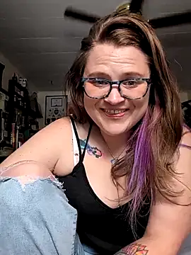 Jessieb902020 online show from February 4, 2026, 8:03 pm