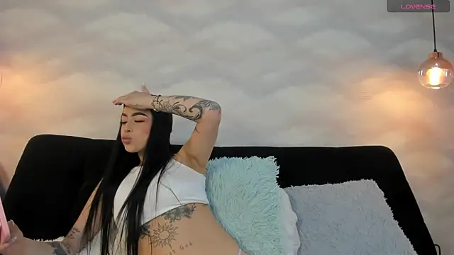 skailyn angels online show from September 27, 2025, 5:23 am