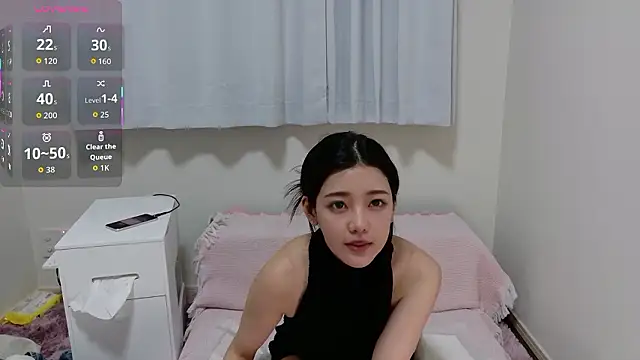 soyo-0510 online show from October 7, 2025, 8:11 am