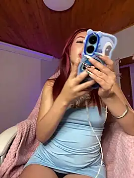 Snapshot of Sara_pink18 chatting on October 23, 2025, 2:44 am Sara pink18 online show from October 23, 2025, 2:44 am