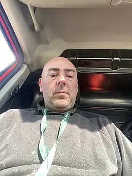 Snapshot of Richmcgee chatting on March 26, 2026, 9:59 am Richmcgee online show from March 26, 2026, 9:59 am