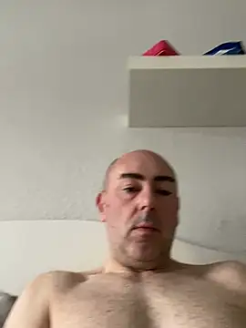 Snapshot of Richmcgee chatting on March 29, 2026, 8:36 am Richmcgee online show from March 29, 2026, 8:36 am