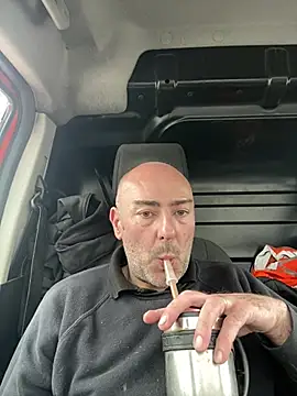 Snapshot of Richmcgee chatting on April 15, 2026, 12:12 pm Richmcgee online show from April 15, 2026, 12:12 pm