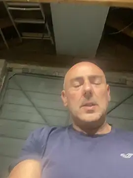 Snapshot of Richmcgee chatting on June 8, 2026, 7:47 pm Richmcgee online show from June 8, 2026, 7:47 pm