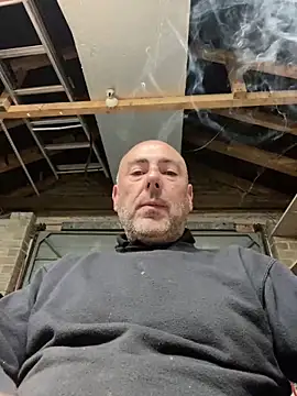 Snapshot of Richmcgee chatting on June 11, 2026, 7:23 pm Richmcgee online show from June 11, 2026, 7:23 pm