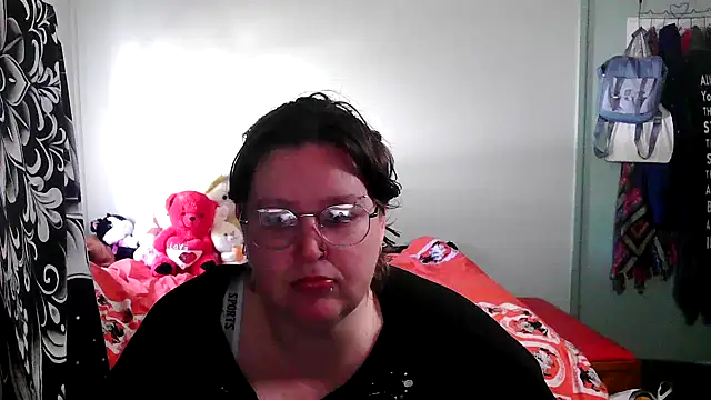 AngelDiamond online show from September 15, 2025, 1:05 am
