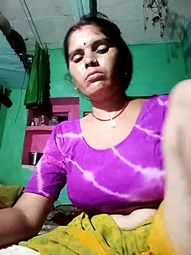 Sexy queeny online show from September 12, 2025, 3:56 pm