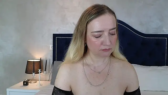 Blue Angel Sweet online show from October 6, 2025, 3:37 am