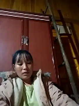 Snapshot of miss-su chatting on October 25, 2025, 12:45 pm miss-su online show from October 25, 2025, 12:45 pm