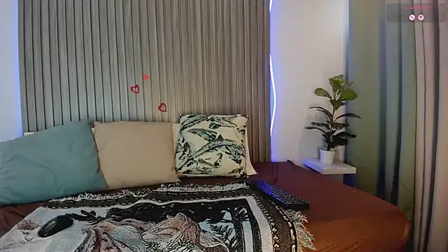 HelenaCole- online show from January 11, 2026, 2:44 pm