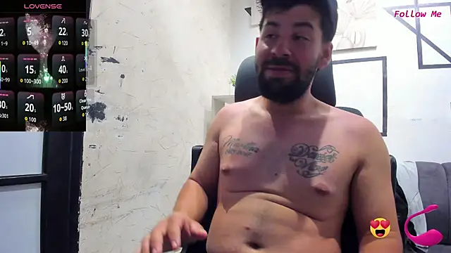 JhoanMontes online show from October 29, 2025, 7:48 pm