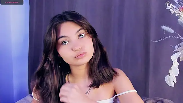 FunnyyMonkeyy online show from November 25, 2025, 8:14 am