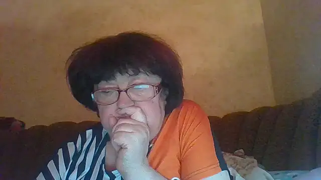 MilaSky5303 online show from September 21, 2025, 11:28 pm