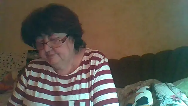 MilaSky5303 online show from October 9, 2025, 4:27 pm