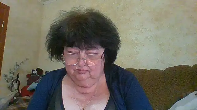 Snapshot of MilaSky5303 chatting on May 22, 2026, 9:20 pm MilaSky5303 online show from May 22, 2026, 9:20 pm