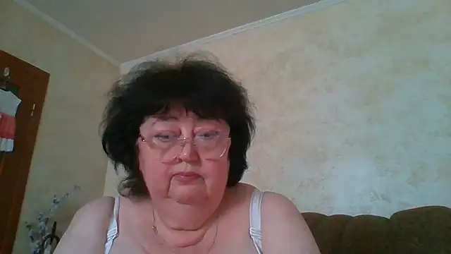 Snapshot of MilaSky5303 chatting on July 17, 2026, 11:50 am MilaSky5303 online show from July 17, 2026, 11:50 am