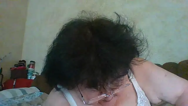 Snapshot of MilaSky5303 chatting on July 21, 2026, 9:22 am MilaSky5303 online show from July 21, 2026, 9:22 am