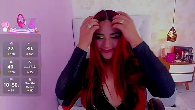 LINZI LENNOX online show from October 25, 2025, 2:30 am