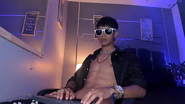 Jeick luxx online show from September 11, 2025, 3:39 am