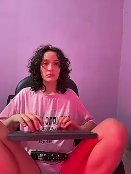 TeensNews18 online show from May 6, 2026, 11:32 pm