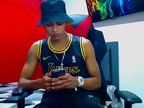 Snapshot of cristian_tayron1 chatting on July 4, 2026, 11:11 pm cristian tayron1 online show from July 4, 2026, 11:11 pm