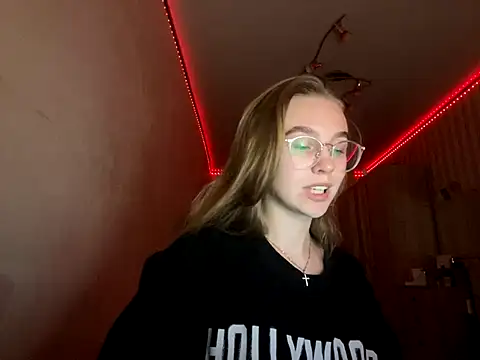 bellameow88 online show from September 21, 2025, 12:40 pm