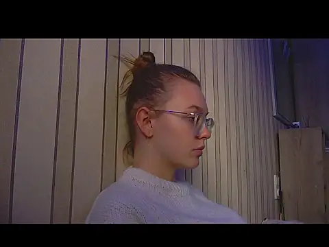 bellameow88 online show from December 20, 2025, 8:10 am