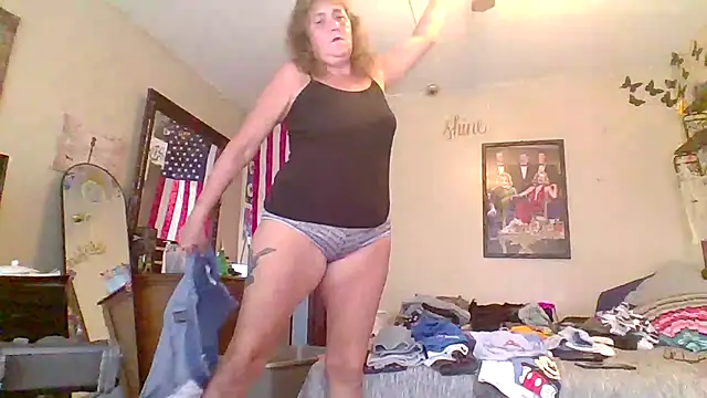 Bored Grandma online show from September 30, 2025, 7:19 pm