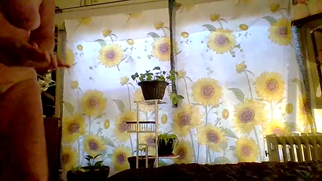 Bored Grandma online show from December 13, 2025, 10:15 pm