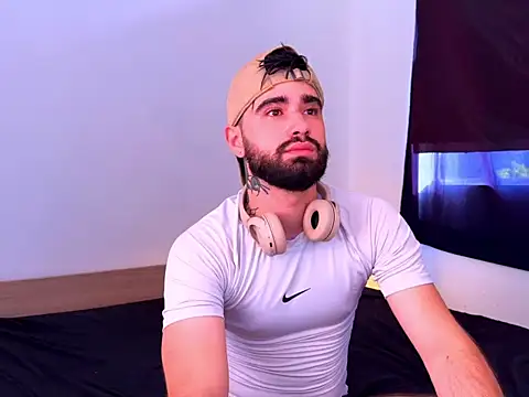 zack sullivan22 online show from October 11, 2025, 9:35 pm