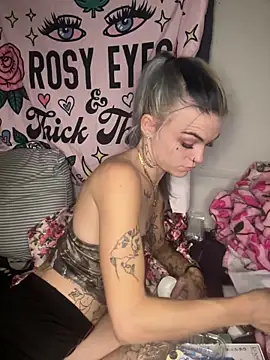 Snapshot of ittybittymeryssa chatting on February 20, 2026, 3:36 am ittybittymeryssa online show from February 20, 2026, 3:36 am