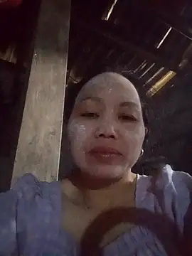  YooY  online show from October 6, 2025, 4:32 am