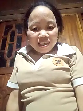  YooY  online show from October 13, 2025, 3:45 pm