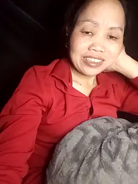  YooY  online show from October 18, 2025, 3:35 pm