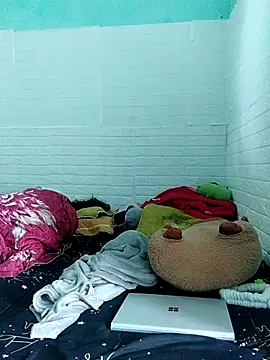 Snapshot of Ly-ny chatting on September 23, 2025, 7:00 am Ly-ny online show from September 23, 2025, 7:00 am