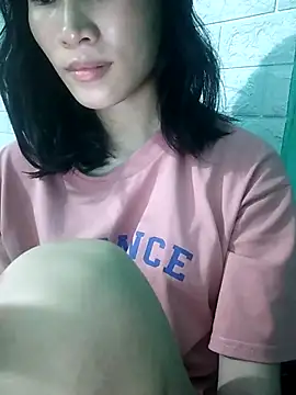 Snapshot of Ly-ny chatting on September 27, 2025, 6:57 pm Ly-ny online show from September 27, 2025, 6:57 pm