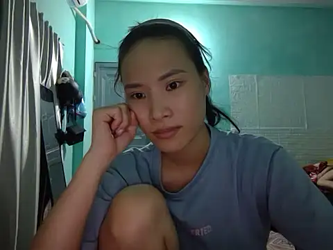 Snapshot of Ly-ny chatting on October 18, 2025, 7:25 pm Ly-ny online show from October 18, 2025, 7:25 pm