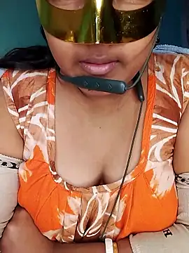 mimi87hoty online show from January 12, 2026, 10:20 am