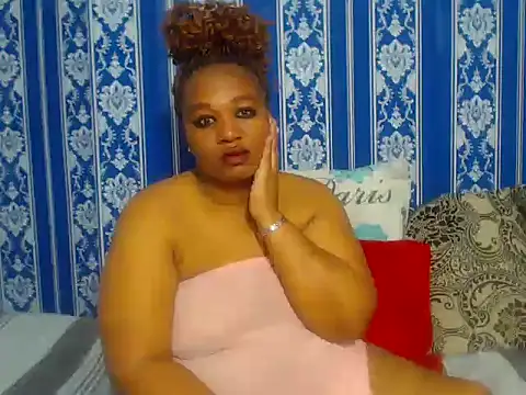 JUICEYLIPS333 online show from September 20, 2025, 4:52 pm