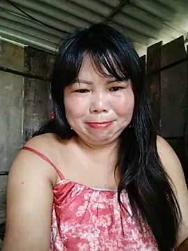 Snapshot of lusy-00 chatting on July 18, 2026, 2:05 am lusy-00 online show from July 18, 2026, 2:05 am