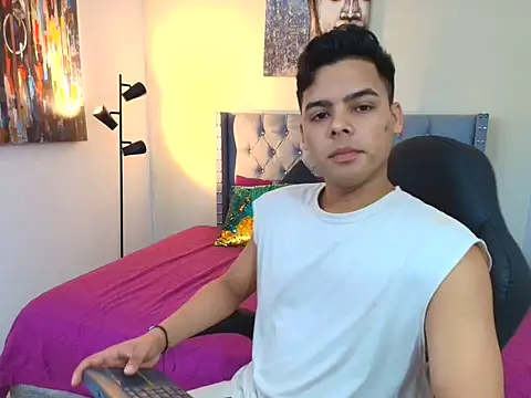 Snapshot of stewart_mateo_ chatting on September 19, 2025, 2:24 am stewart mateo online show from September 19, 2025, 2:24 am