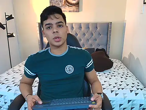 Snapshot of stewart_mateo_ chatting on September 22, 2025, 2:02 am stewart mateo online show from September 22, 2025, 2:02 am