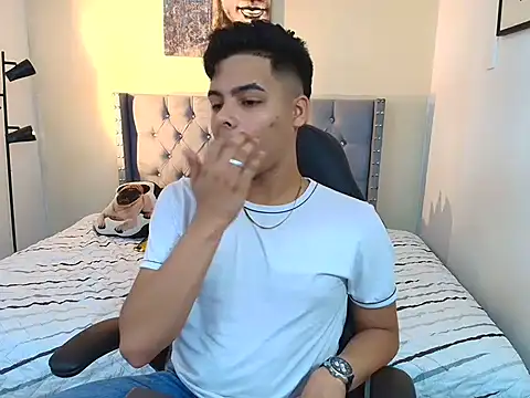 Snapshot of stewart_mateo_ chatting on September 25, 2025, 2:15 am stewart mateo online show from September 25, 2025, 2:15 am