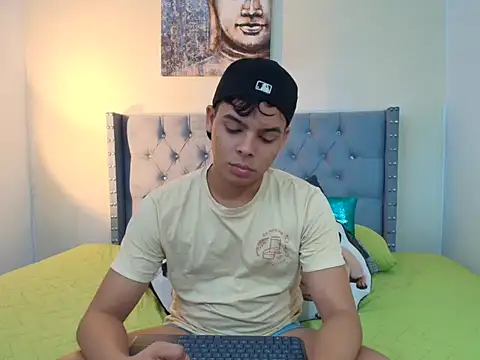 Snapshot of stewart_mateo_ chatting on October 4, 2025, 1:58 am stewart mateo online show from October 4, 2025, 1:58 am