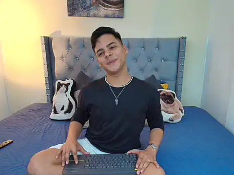 Snapshot of stewart_mateo_ chatting on October 10, 2025, 1:59 am stewart mateo online show from October 10, 2025, 1:59 am