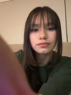 Snapshot of Alisha_Olsen_ chatting on October 21, 2025, 4:35 am Alisha Olsen  online show from October 21, 2025, 4:35 am