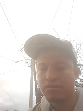 Loquendo2201 online show from September 18, 2025, 10:34 pm